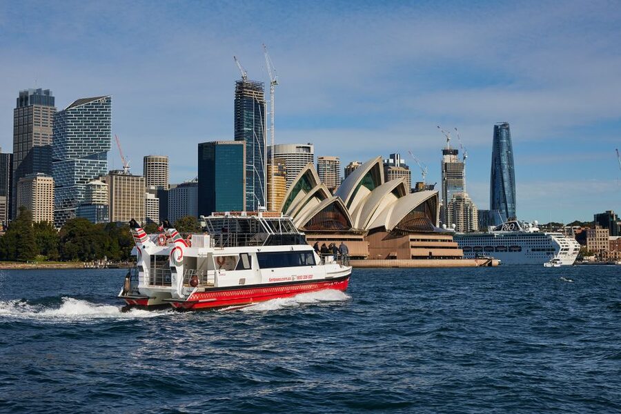 Sydney Harbour Sightseeing Cruise from Circular Quay - Mrs Macquarie’s Chair, Garden Island, and Fort Denison