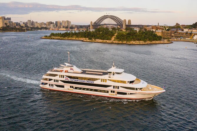 Sydney Harbour Starlight Dinner Cruise from Darling Harbour - Service Can Be Excellent, or Slow