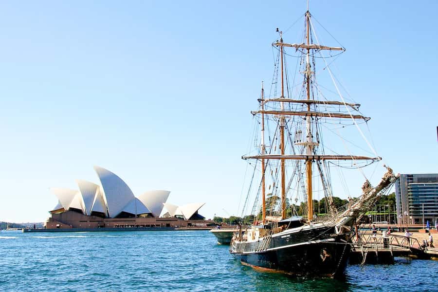 Sydney Harbour: Tall Ship Afternoon Cruise - Setting sail from Campbell’s Cove