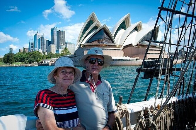 Sydney Harbour: Tall Ship Lunch Cruise - Lunch with a view of the water