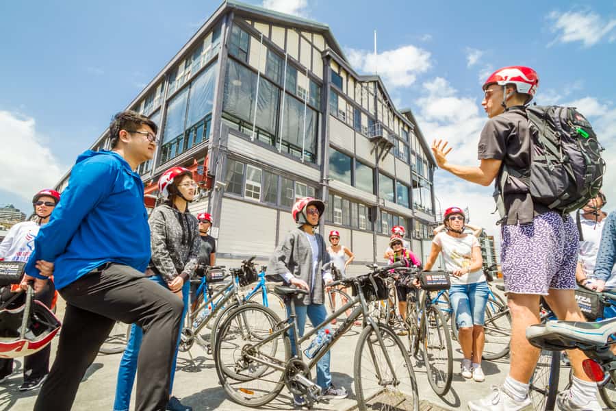 Sydney: Iconic Sights 4-Hour Bike Tour - The Opera House and Royal Botanic Gardens