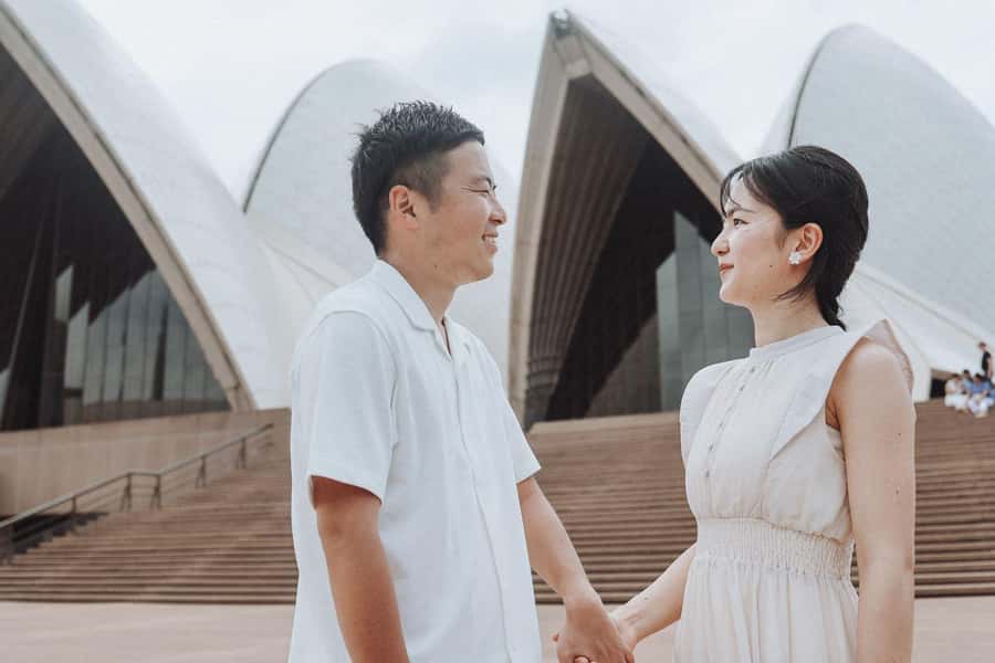 Sydney: Private Photoshoot outside the Opera House - What happens during the 30 to 45 minutes