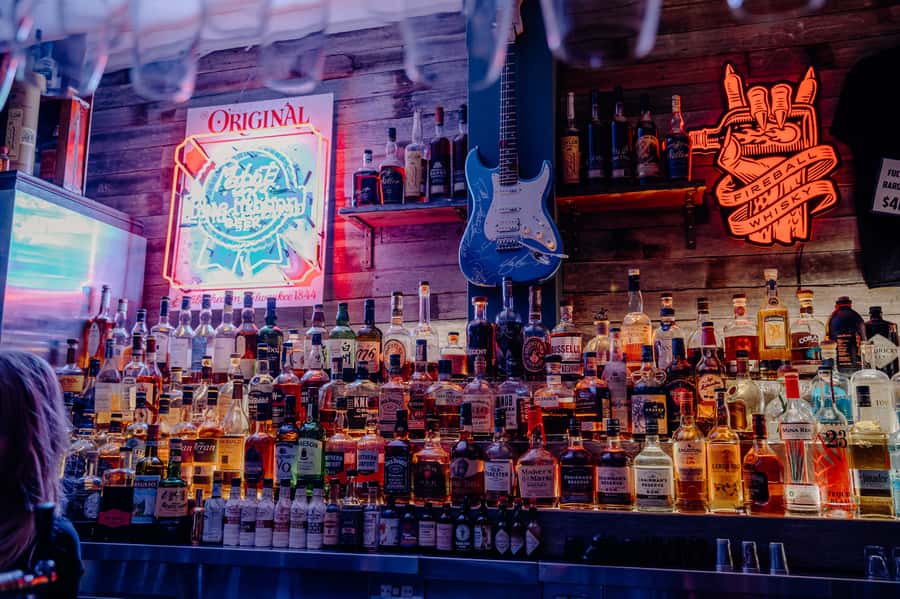 Sydney: Secret Bar Guided Tour with Complimentary Drink - Tuesday and Friday: the CBD’s small-bar circuit