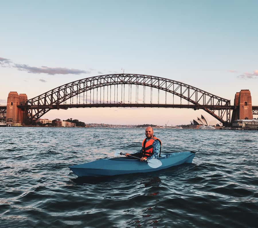 Sydney: Sunset Kayak - Opera & Harbour Bridge Tour (5p. max) - The Opera House at sunset