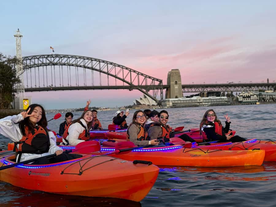 Sydney: Sunset Kayak Tour on Sydney Harbour - Starting at Lavender Bay beneath the railway arch
