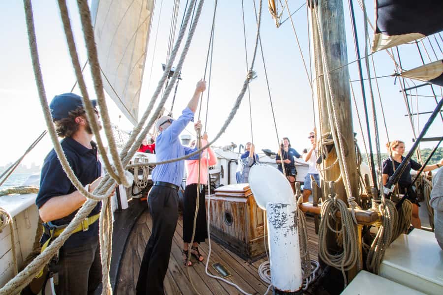 Sydney: Tall Ship Harbour Twilight Dinner Cruise - My call: book it for the sailing, not just the dinner