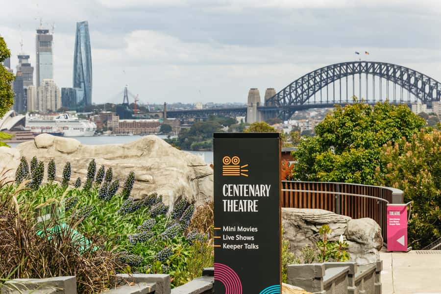 Sydney: Taronga Zoo Tickets - Keeper talks and the best animal presentations