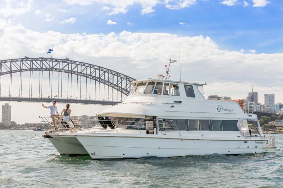Sydney: Vivid Harbour Cruise with Canapes - Why Vivid looks better from Sydney Harbour