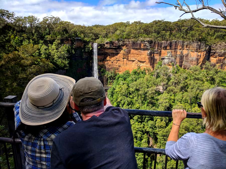 Sydney: Wildlife, Waterfalls and Wine Small Group Tour - Sea Cliff Bridge and lunch at Bulli Beach