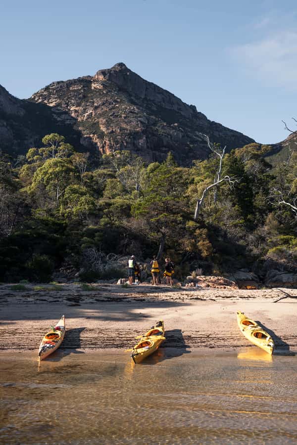 The Freycinet Paddle Kayak Tour - Getting comfortable in a stable double kayak
