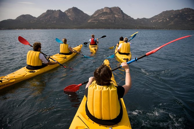The Freycinet Paddle - Getting comfortable in a double kayak