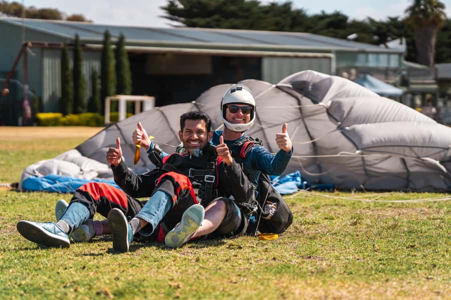 Torquay: Skydive over The Great Ocean Road - opt Melb pickup - Key points at a glance