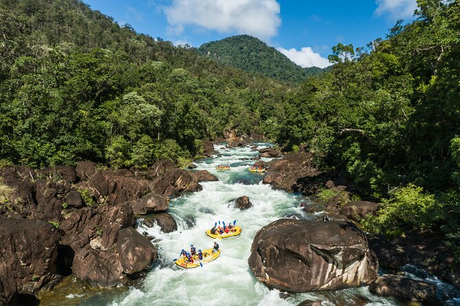 Tully River Full-Day White Water Rafting - The guides make the difference