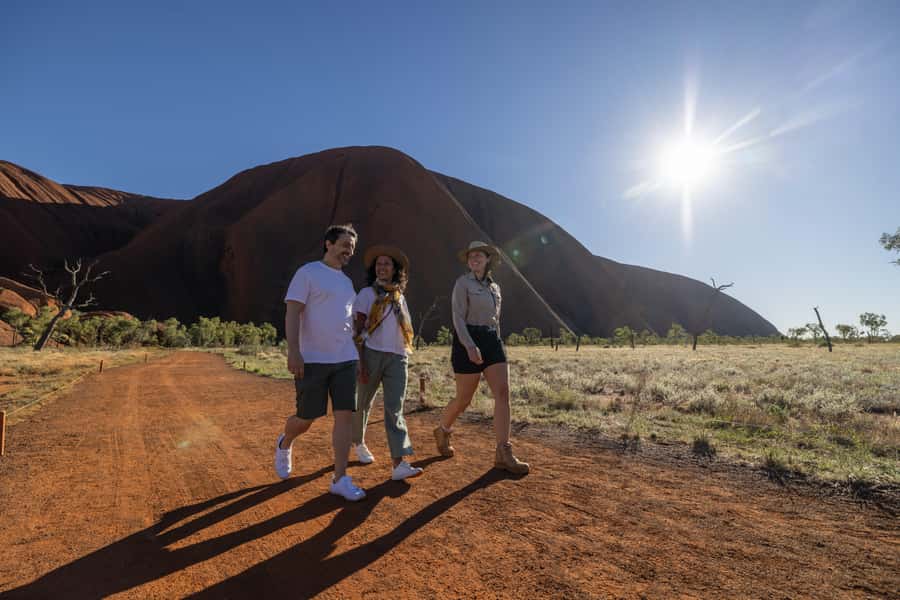 Uluru: Guided Trek of Uluru's Base in a Small Group - Kuniya Walk and Mutitjulu Waterhole