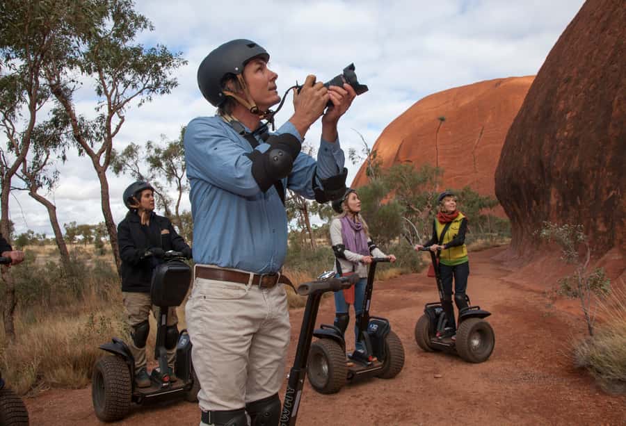 Uluru: Uluru Base Segway Tour - Setting off around the full base