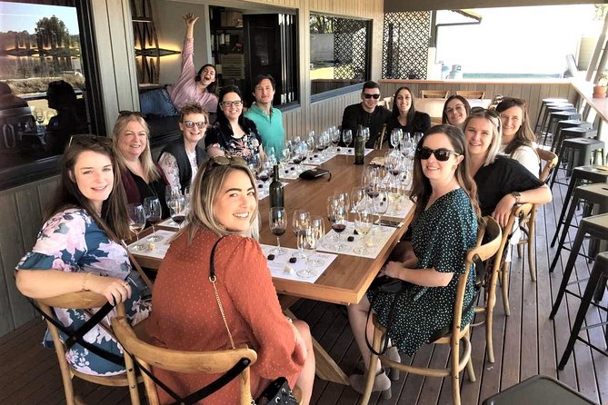 Uncork the Hunter Full Day Hunter Valley Winery Tour - Wineries that keep the day from feeling repetitive