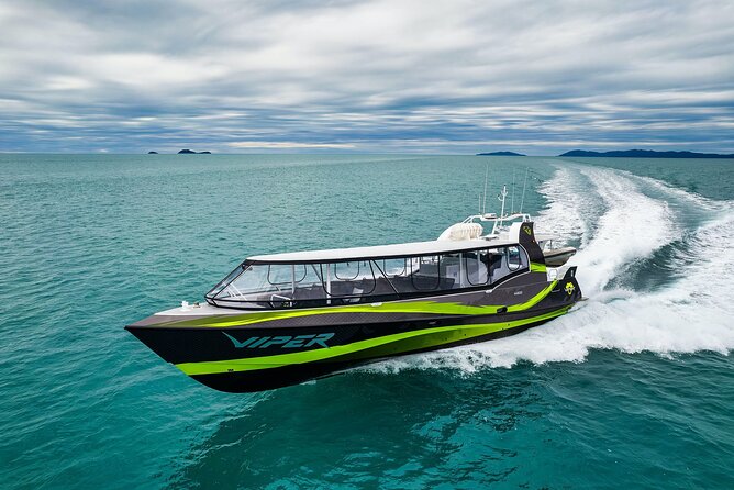 Viper: Great Barrier Reef Snorkel Including Whitehaven Hill Inlet - The long, fast run through the Whitsundays