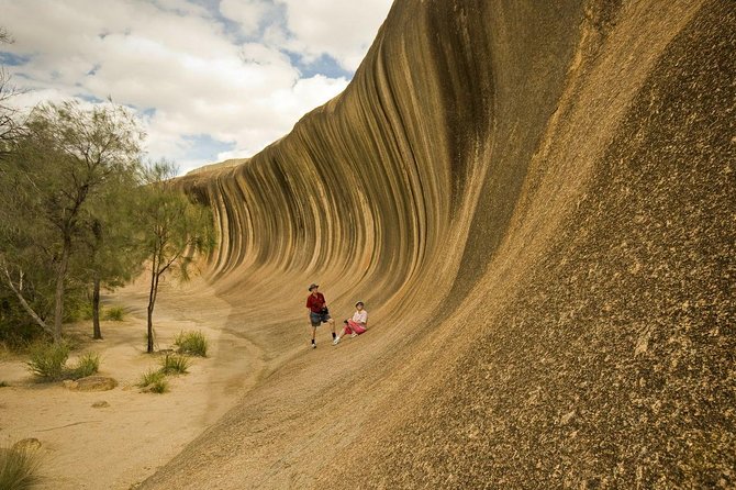 Wave Rock, York and Aboriginal Cultural Day Tour from Perth - York gives the morning a human story