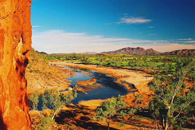 West MacDonnell Ranges Day Trip from Alice Springs - Simpsons Gap starts the day well