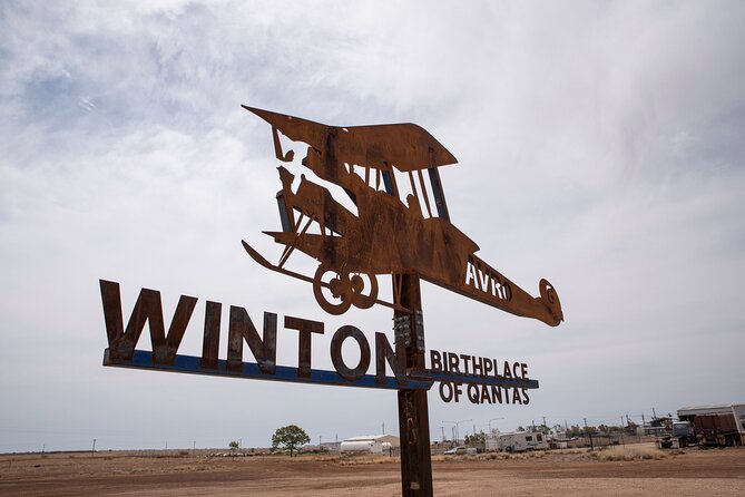 Winton Discovery Day Tour - The 6:30am departure and the outback coach ride