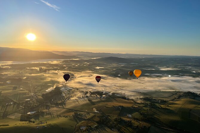 Yarra Valley Sunrise Balloon Flight with GoPro Photos - Who will enjoy this most?