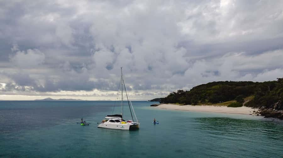 Yeppoon: Great Keppel Island Luxury Sail & Snorkel Day Tour - A flexible day around Great Keppel Island