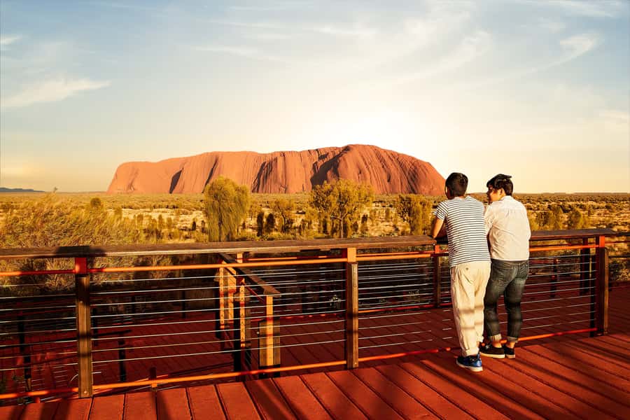 Yulara: Uluru Sunrise and Kata Tjuta Day Trip by Bus - Talinguru Nyakunytjaku and the first light on Uluru
